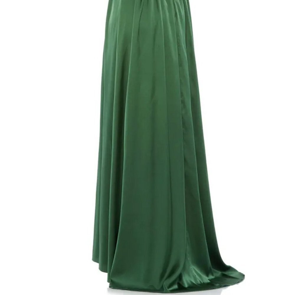 Mac Duggal Emerald Green Crystal Satin Empire Waist Long Sleeve Gown - Picture 4 of 5